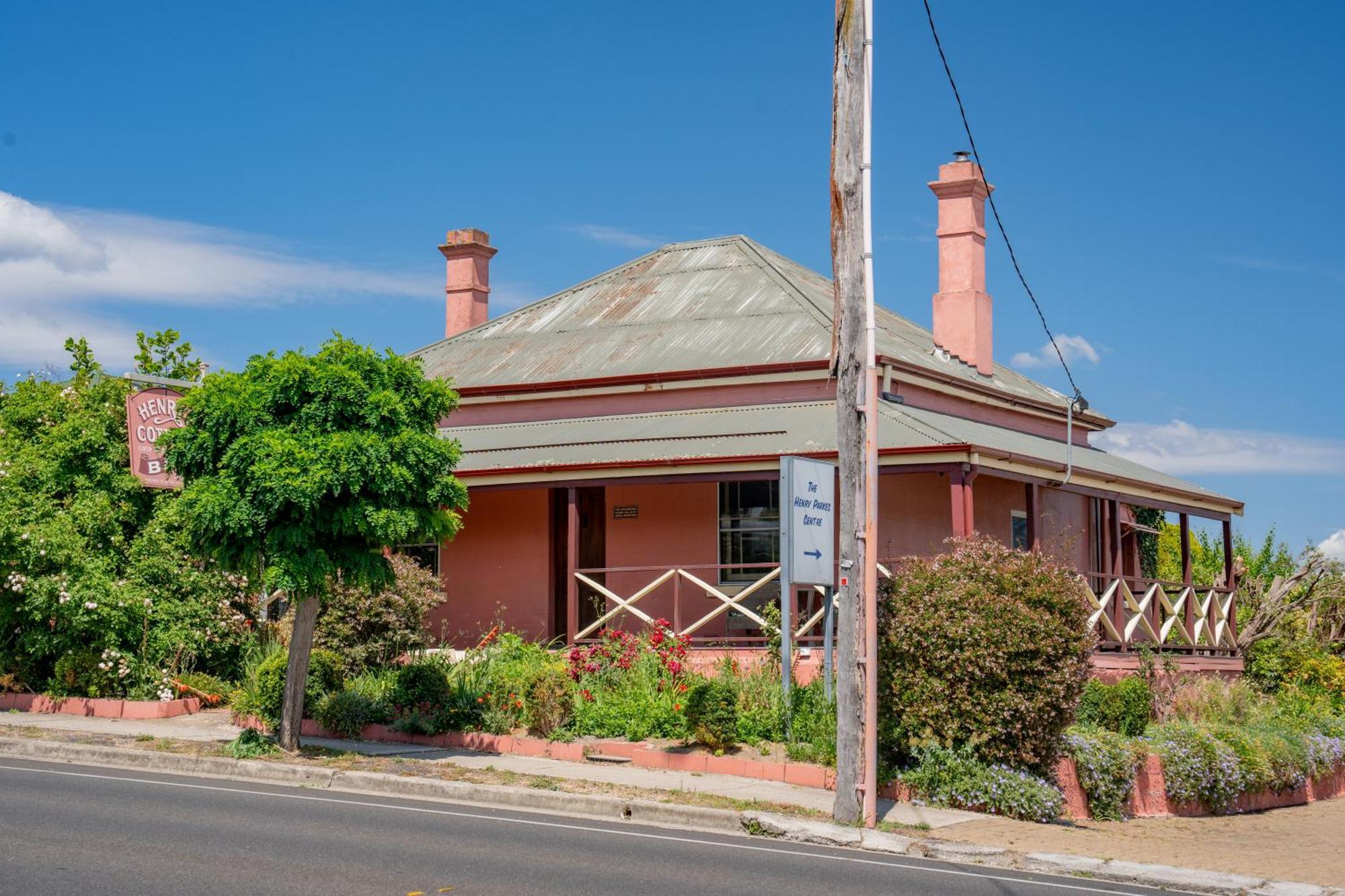 The Henry Parkes Tenterfield Bagian luar foto